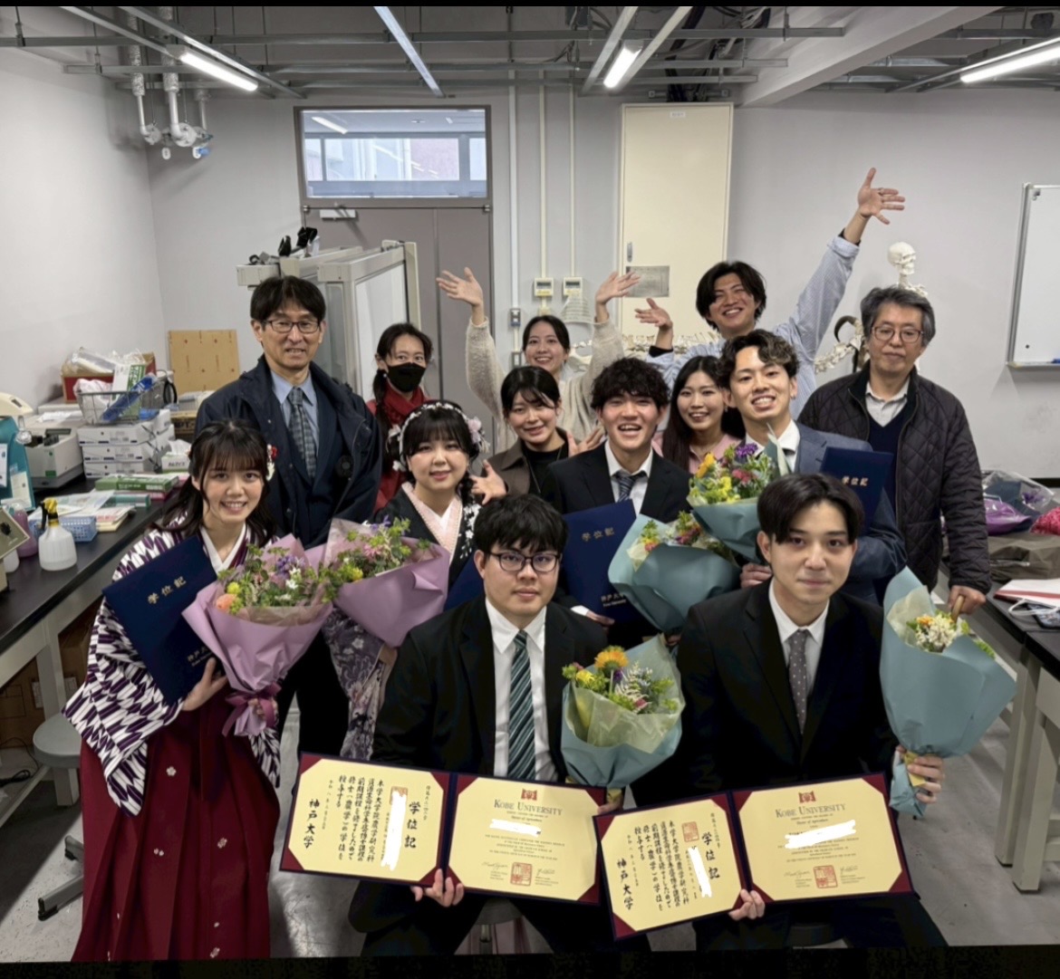 卒業生の様子