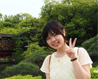 河村 真緒