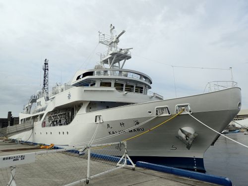 海事科学部附属練習船「海神丸」